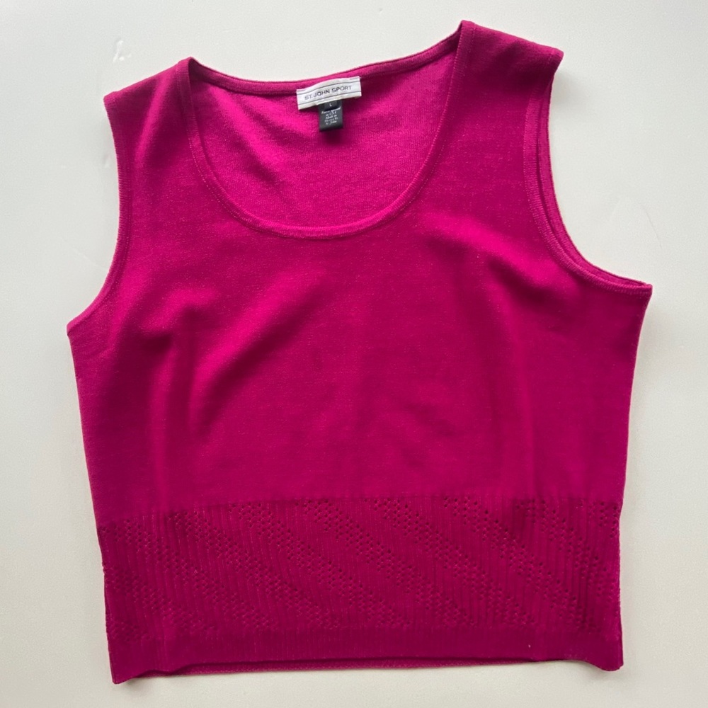 St John Sport | Fuchsia Santana
